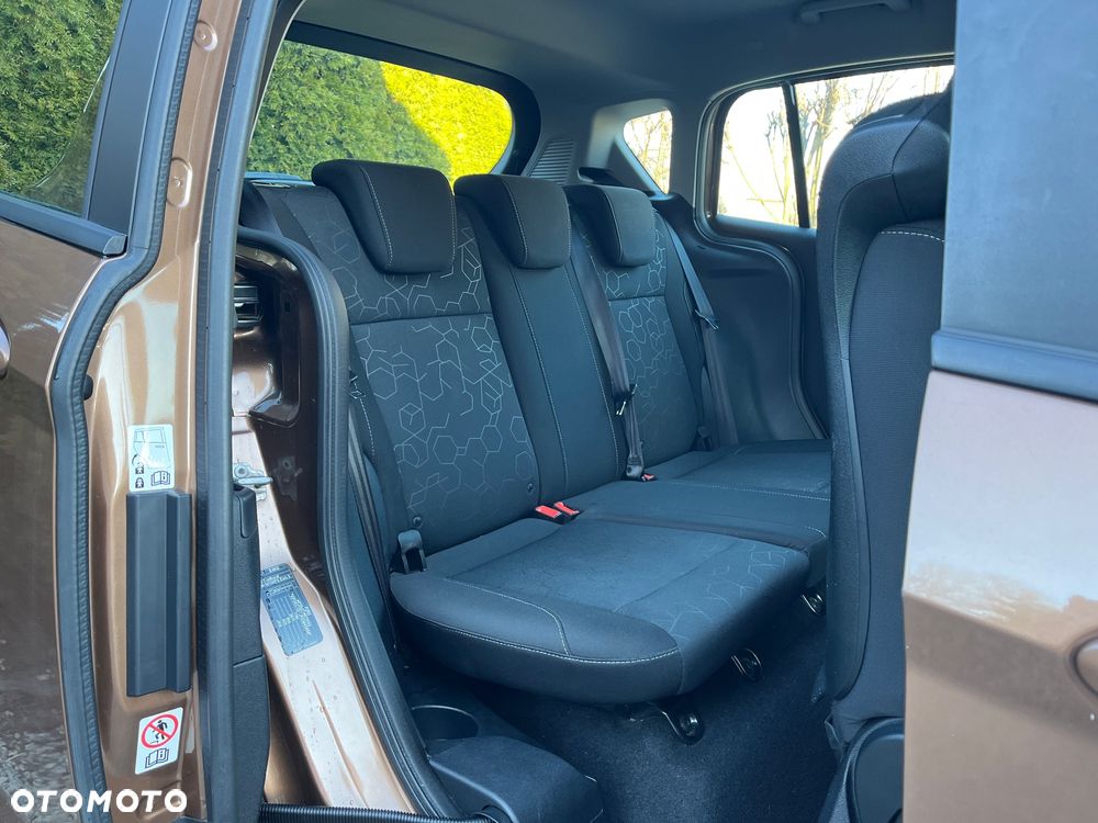 Ford B-MAX - 13