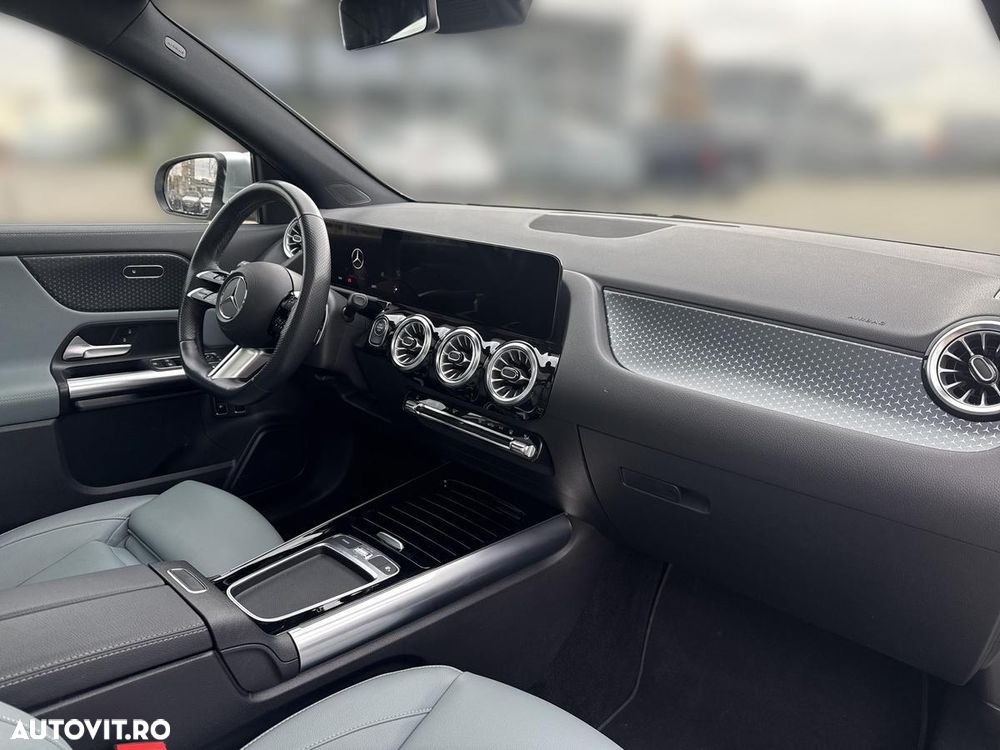 Mercedes-Benz GLA - 18