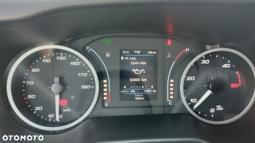 Iveco DAILY 35S14 A8V 16m3 Automat L4H2 mały przebieg - 20