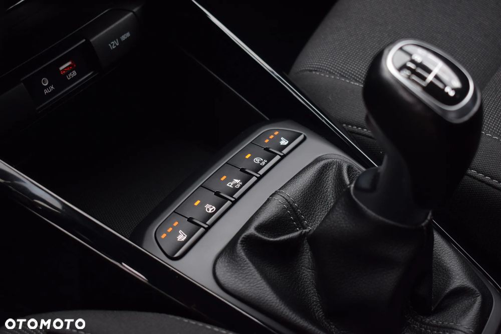 Kia Rio - 24