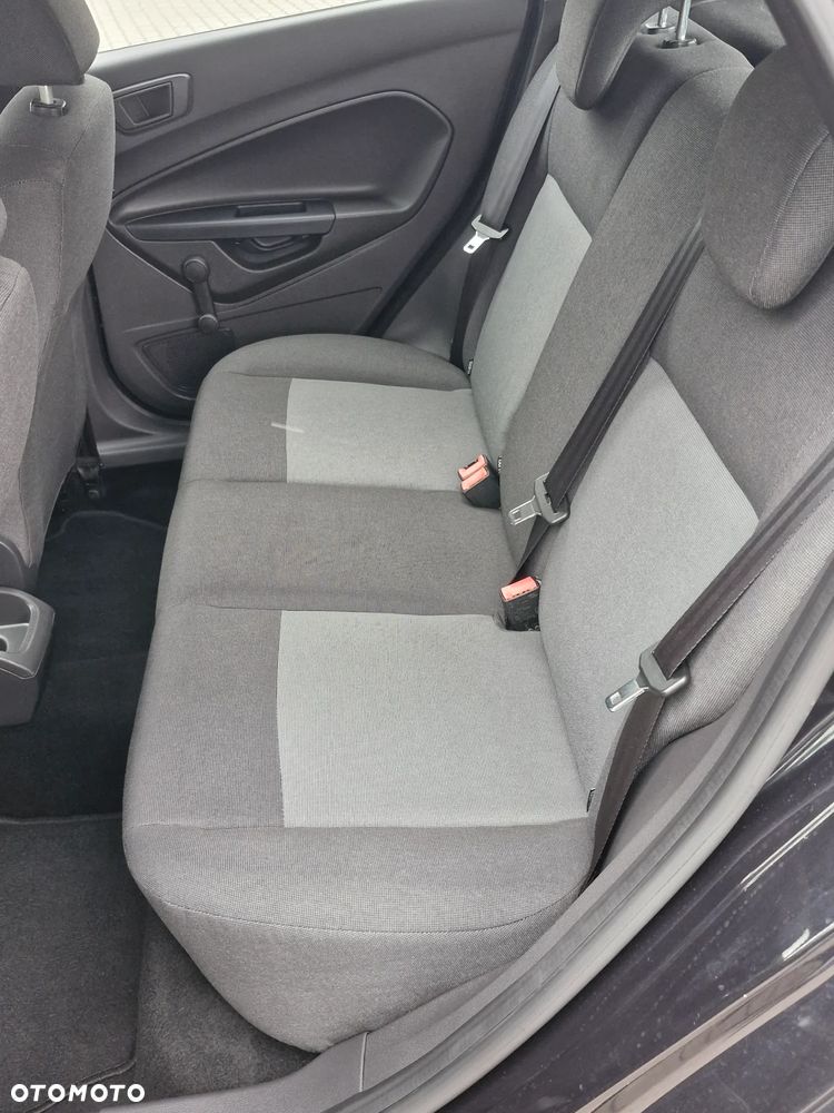 Ford Fiesta 1.25 Titanium EU5 - 24