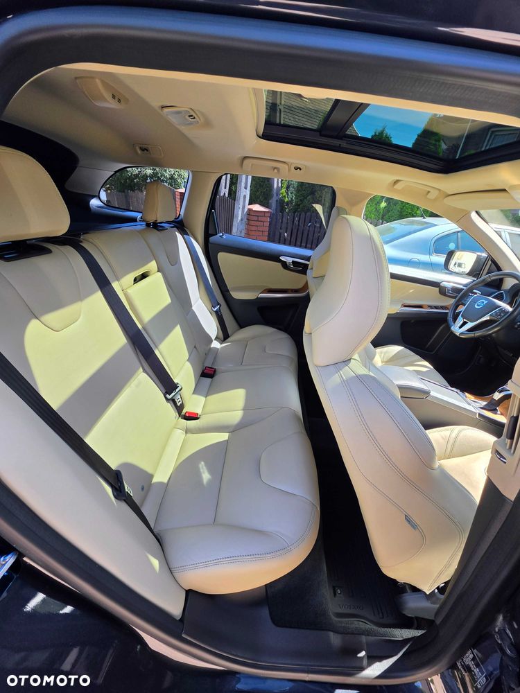 Volvo XC 60 - 7