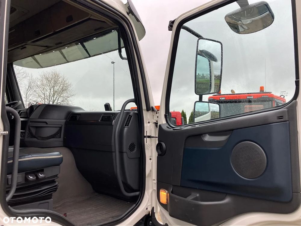 Volvo FMX 410 8x4 KIPPER WYWROTKA - 26