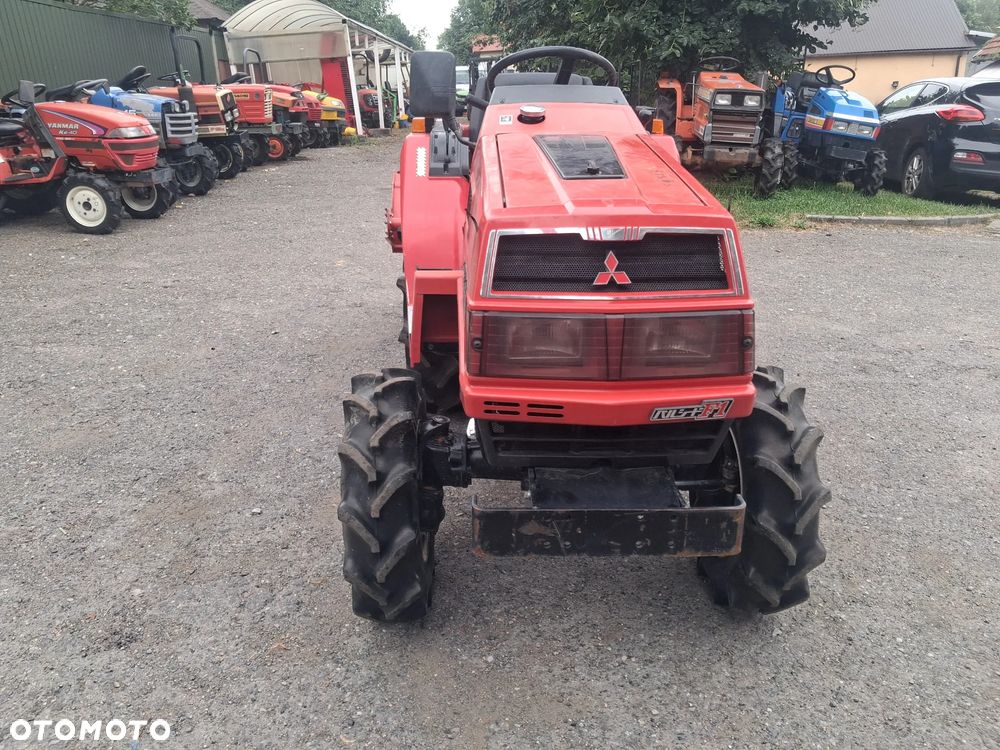 Mitsubishi Mt16 - 4