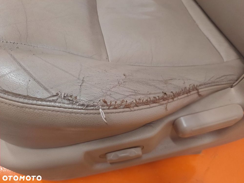 FORD FREESTAR 4.2 KAT 1 I 03-07 FOTEL KIEROWCY - 4