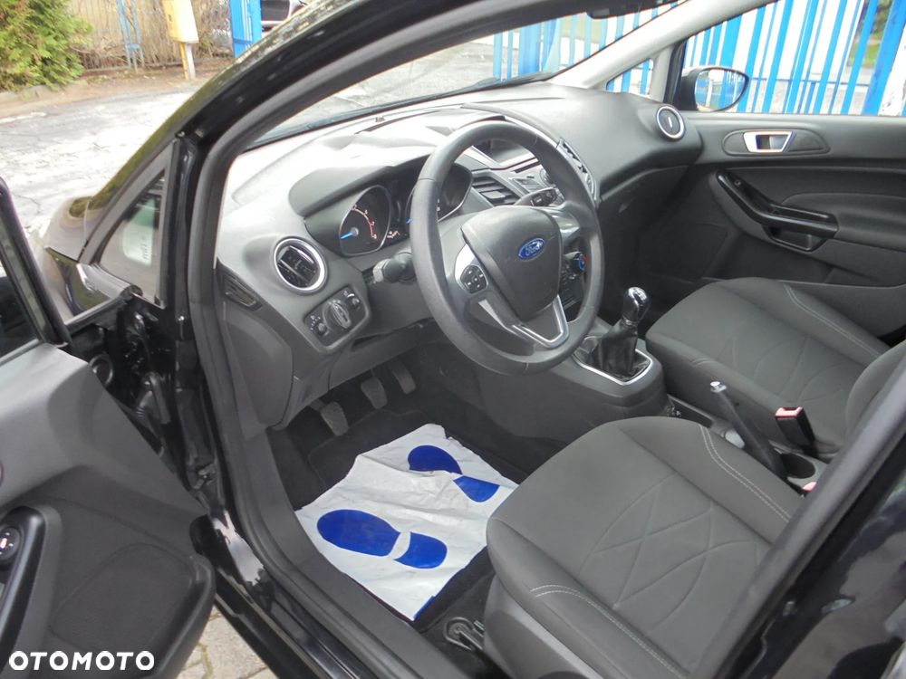 Ford Fiesta 1.25 Ambiente - 6