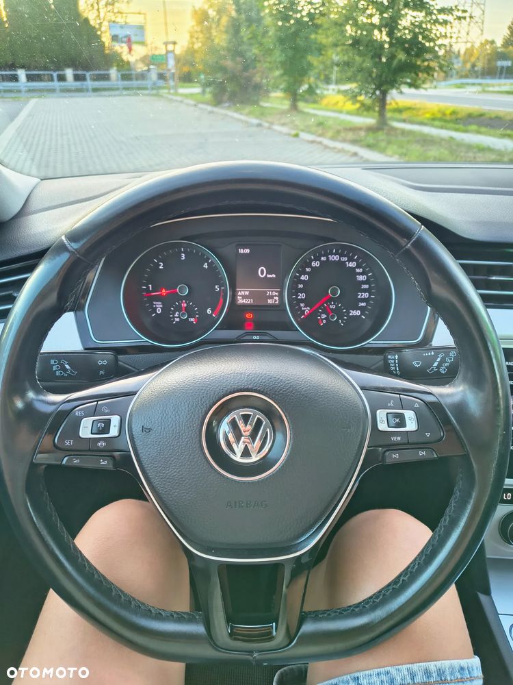 Volkswagen Passat 2.0 TDI BMT Comfortline - 17