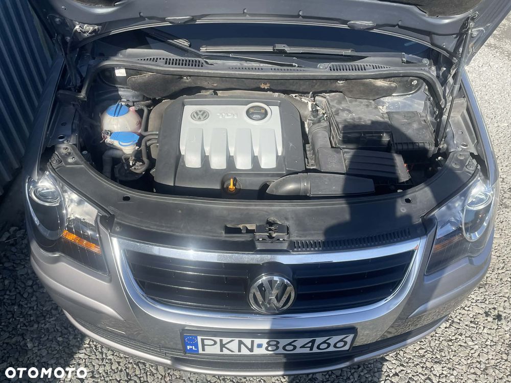 Volkswagen Touran 1.9 TDI DPF Highline - 14