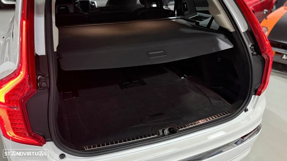 Volvo XC 90 T8 AWD Core - 41