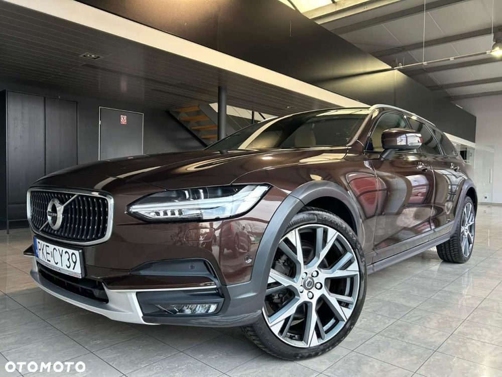 Volvo V90 Cross Country D4 AWD Geartronic Pro - 1