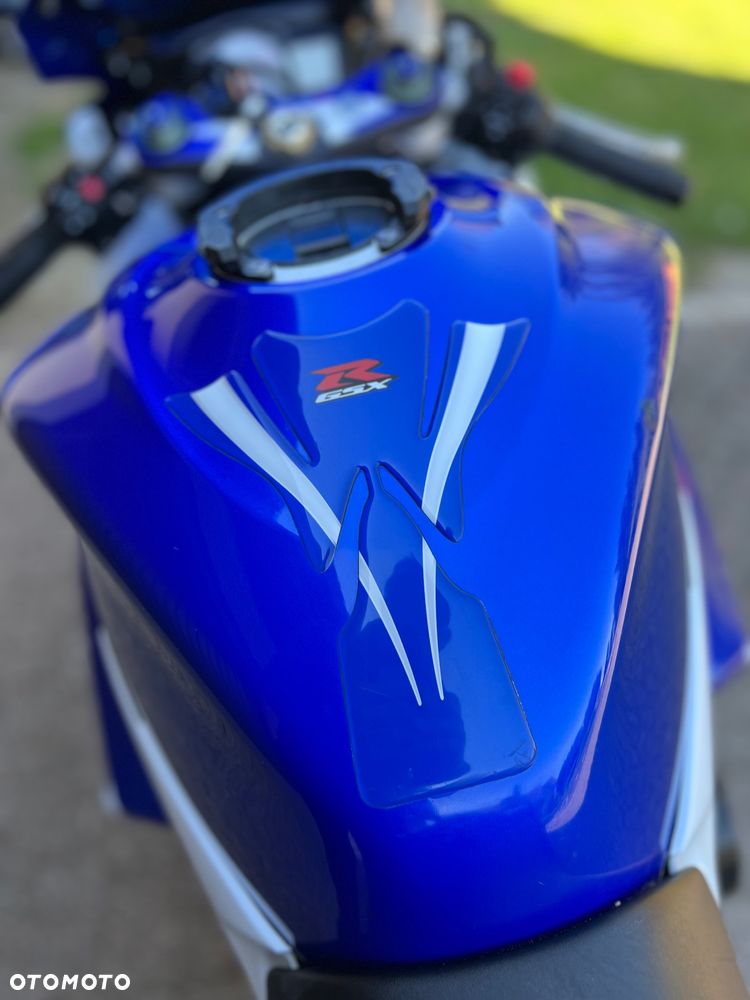 Suzuki GSX-R - 18