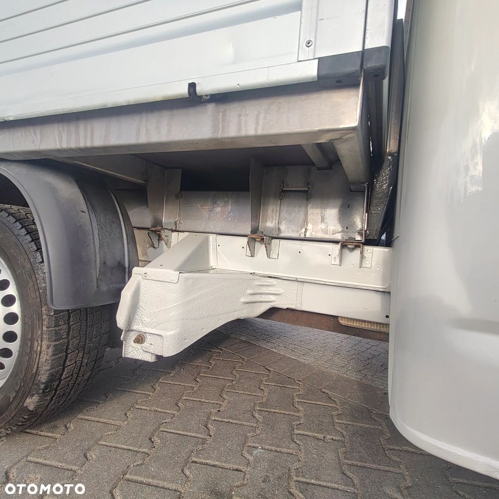 Volkswagen Transporter - 8