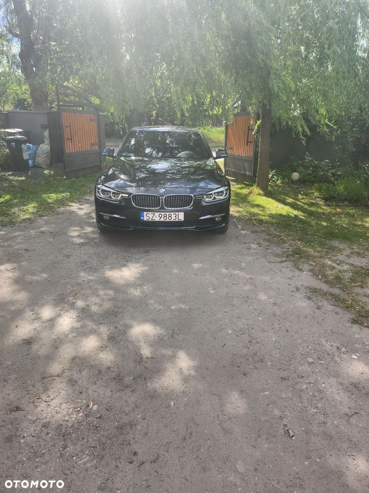 BMW Seria 3 330d Luxury Line sport - 28