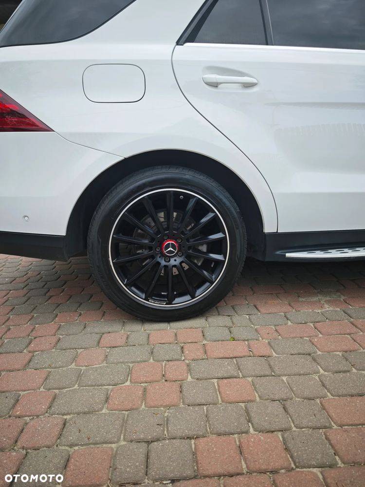 Mercedes-Benz GLE - 17