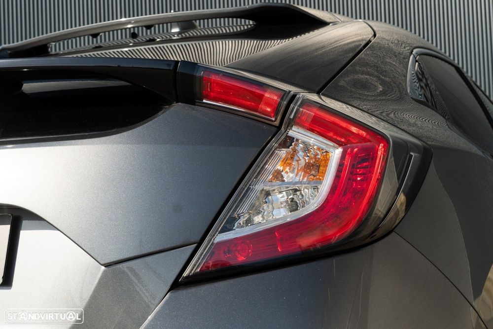 Honda Civic 1.0 i-VTEC Elegance Navi - 42
