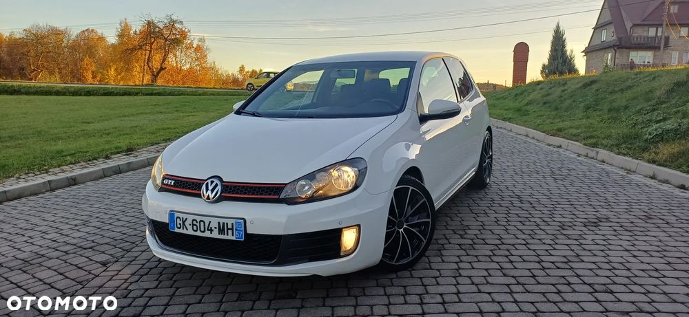 Volkswagen Golf 2.0 GTI - 4