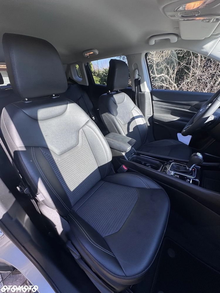 Jeep Compass - 10