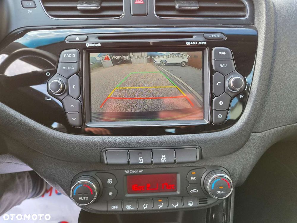 Kia Ceed - 31