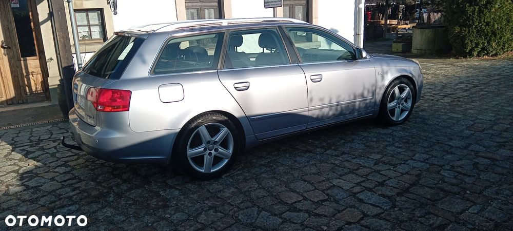 Audi A4 Avant 2.0 TDI - 27