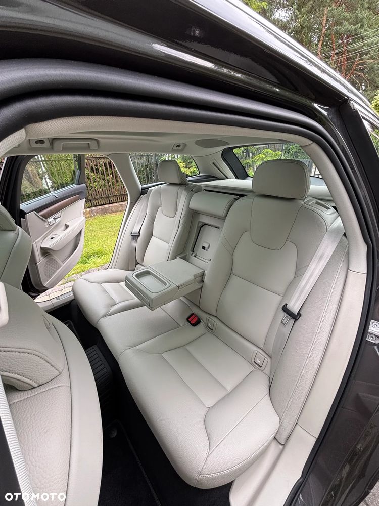 Volvo V90 B4 D AWD Inscription - 15