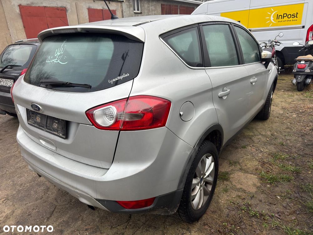 Ford Kuga 2.0 TDCi 4x4 Titanium - 3