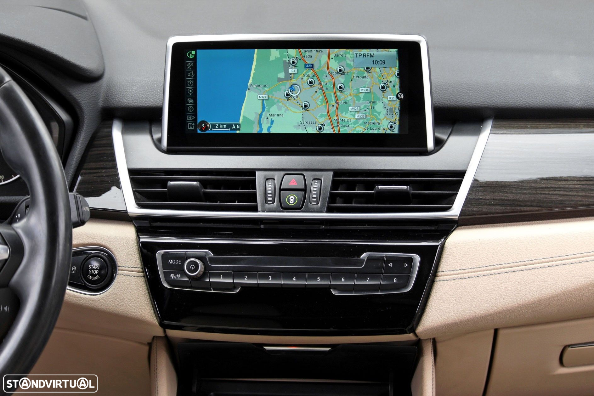 BMW 216 Active Tourer d Line Sport - 24
