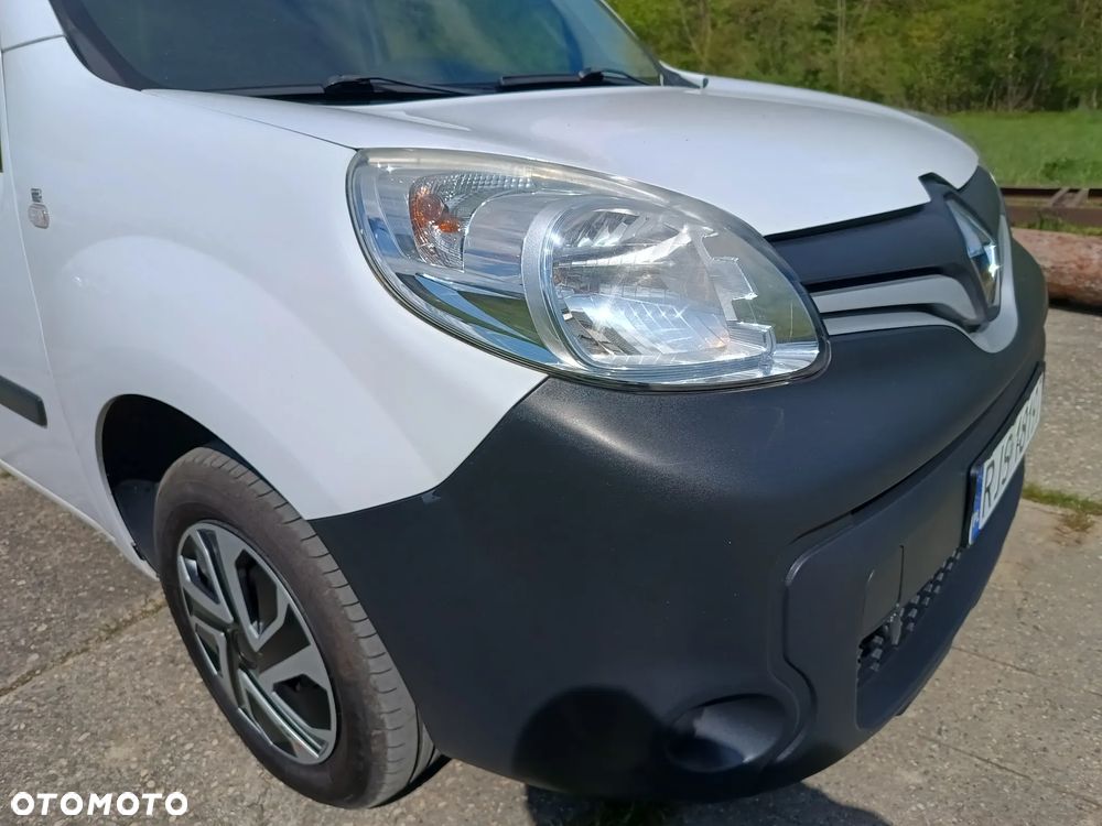 Renault Kangoo wersja MAXI LONG 1.5 diesel 90kM 2016 rok WEBASTO, NIEWIELKI PRZEBIEG-160tyś. SPRAWNY 100% ZAREJESTROWANY!!! - 18