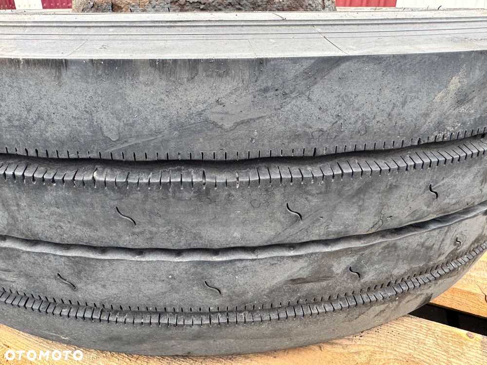 Kompletne koło, felga na 10 szpilek, opona Michelin 215/75 R17,5 - 2