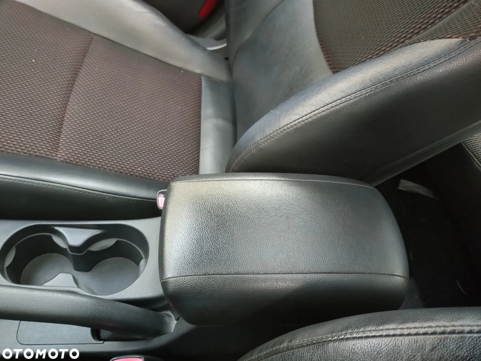 Hyundai i30 1.4 blue Comfort - 29