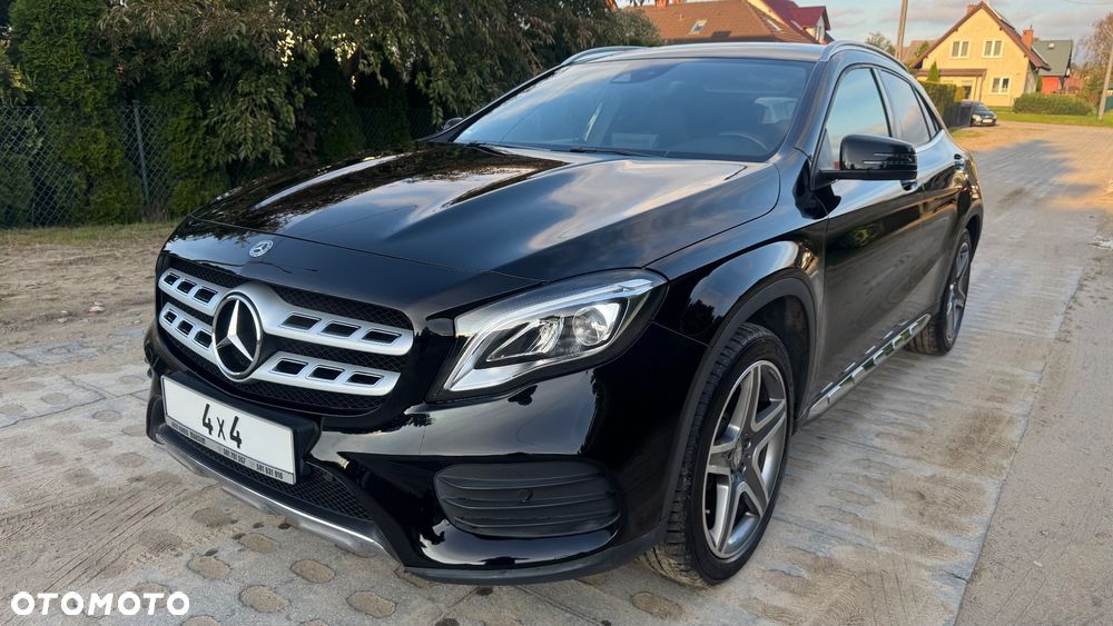 Mercedes-Benz GLA 200 (CDI) d 4Matic 7G-DCT AMG Line - 1