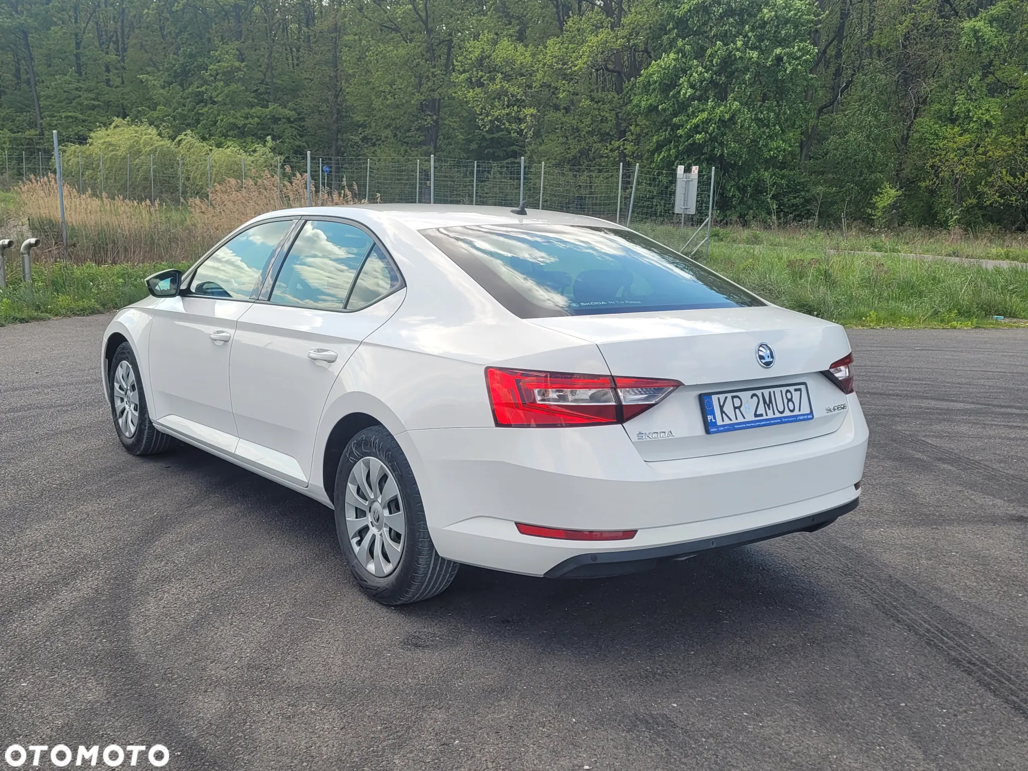 Skoda Superb 1.5 TSI ACT Active - 10