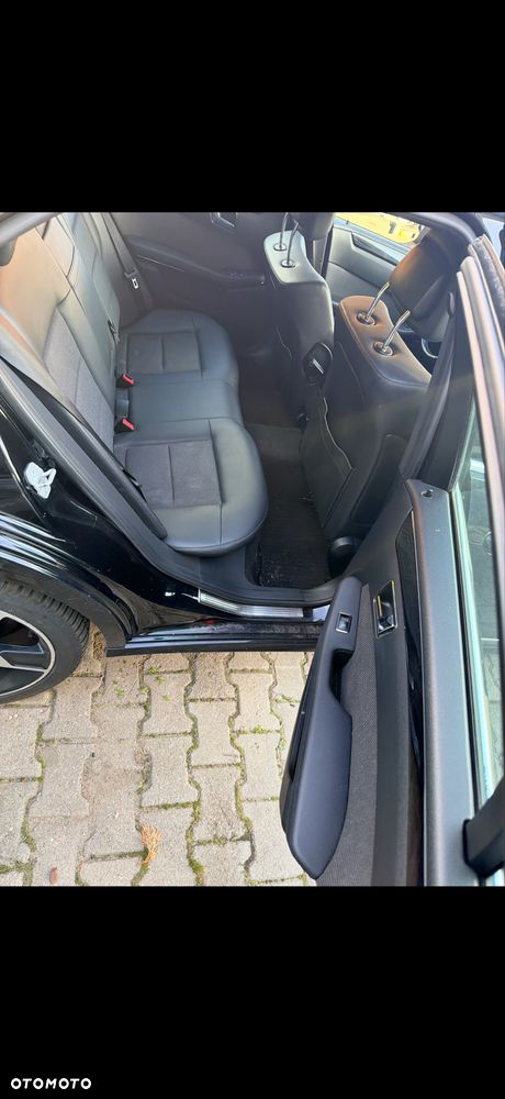 Mercedes-Benz Klasa E - 7