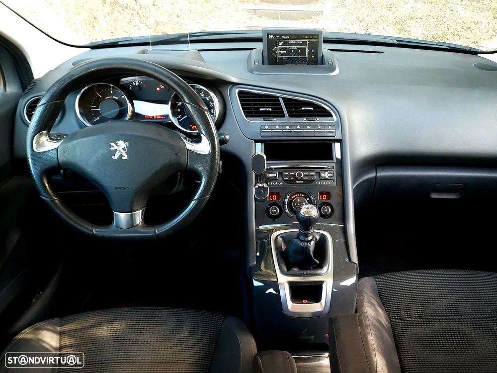 Peugeot 5008 1.6 BlueHDi Allure - 6