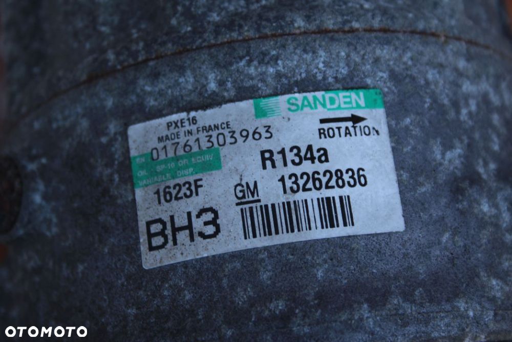 SPRĘŻARKA KLIMATYZACJI OPEL INSIGNIA A 2.0 TURBO A20NHT  13262836 - 4