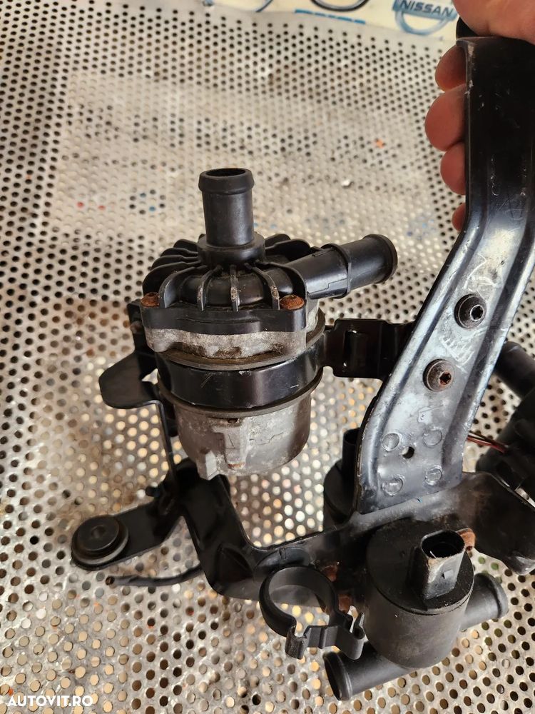 Pompa Secundara Auxiliara Suplimentare Apa Audi A6 4G C7 A8 2.0 4.0 FSI TFSI Cod 8KB - Dezmembrari - 8