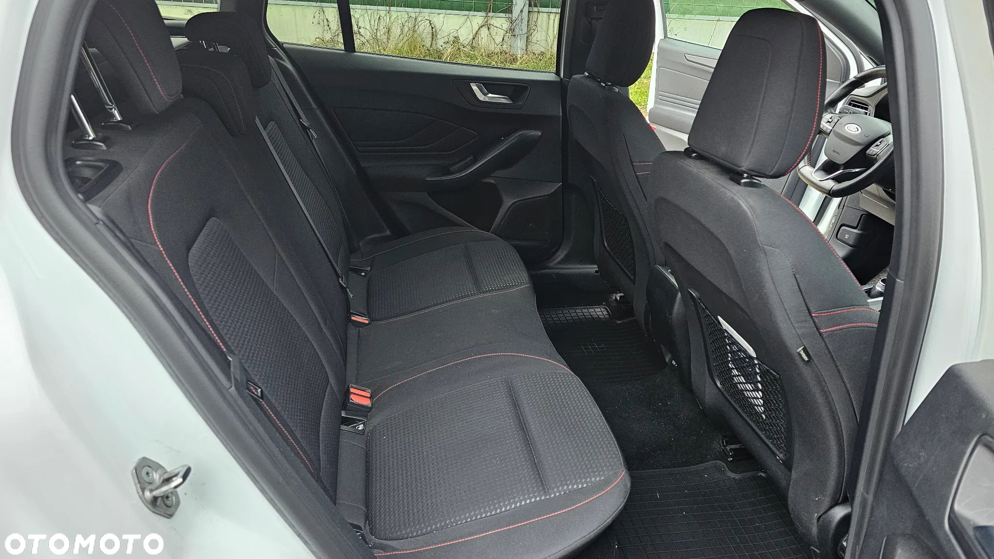 Ford Focus 1.5 EcoBlue Start-Stopp-System ST-LINE - 29