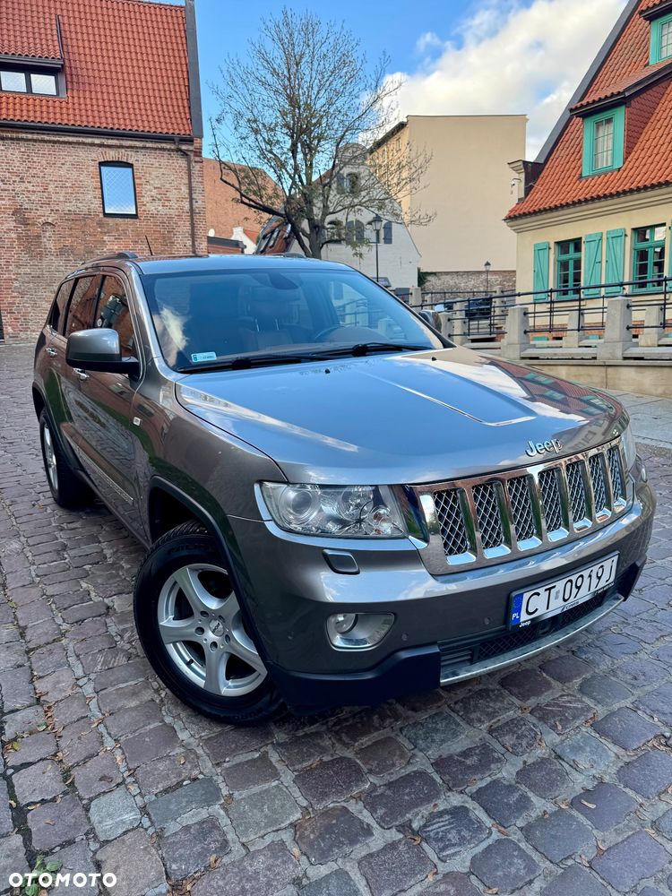 Jeep Grand Cherokee - 12