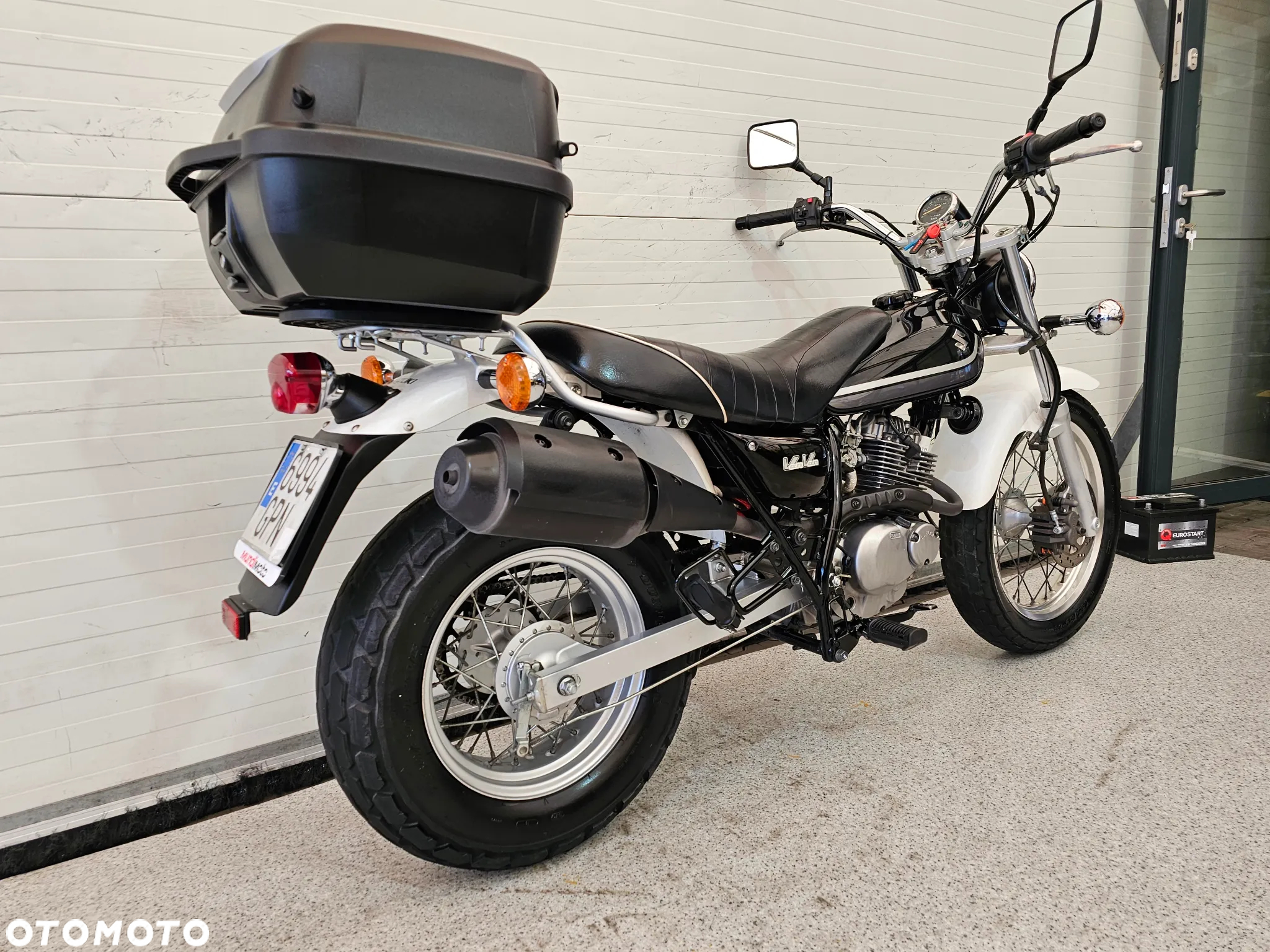 Suzuki RV - 17