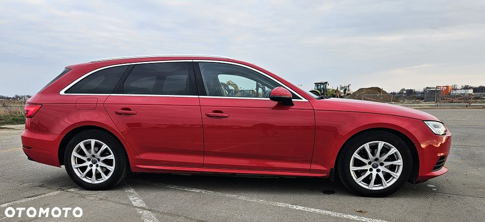 Audi A4 Avant 2.0 TDI ultra S tronic - 5