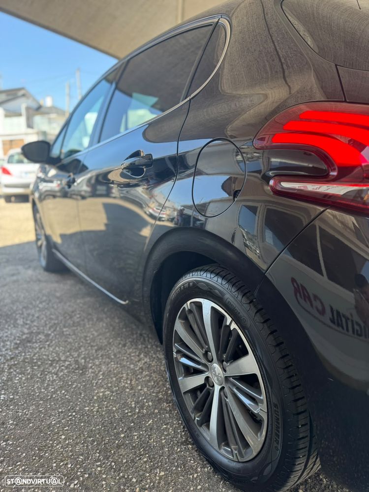 Peugeot 208 1.2 PureTech Active - 7