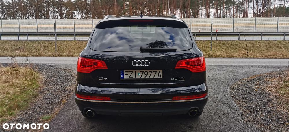 Audi Q7 3.0 TDI Quattro Tiptronic - 5