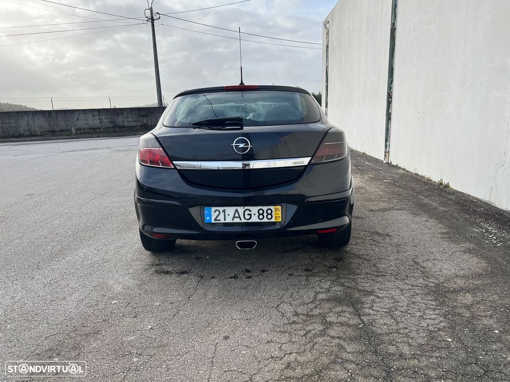 Opel Astra GTC 1.3 CDTI - 4