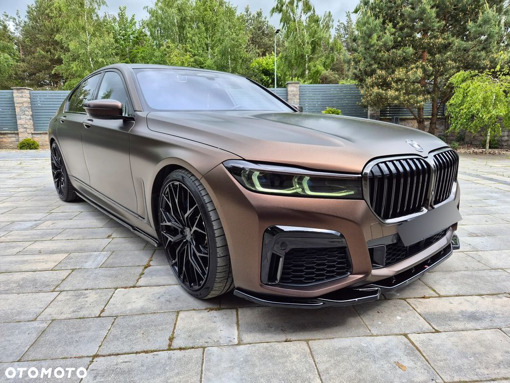 BMW Seria 7 750i xDrive sport - 1