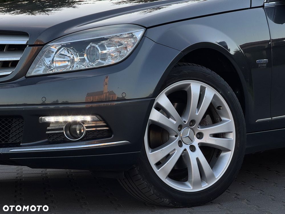 Mercedes-Benz Klasa C 180 BlueEFFICIENCY Avantgarde - 5
