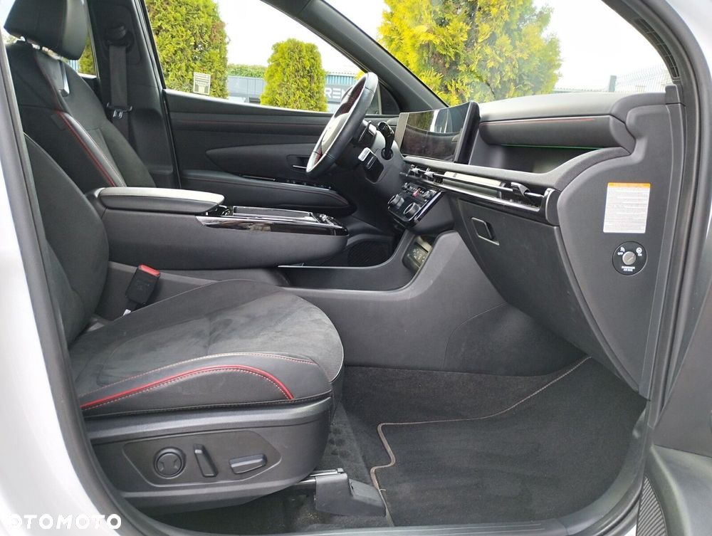 Hyundai Tucson 1.6 T-GDi HEV N-Line 4WD - 12