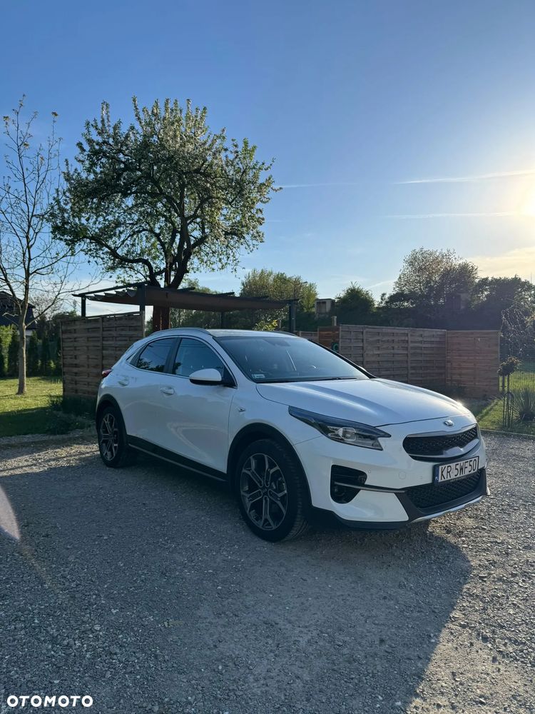 Kia XCeed 1.5 T-GDI M - 3