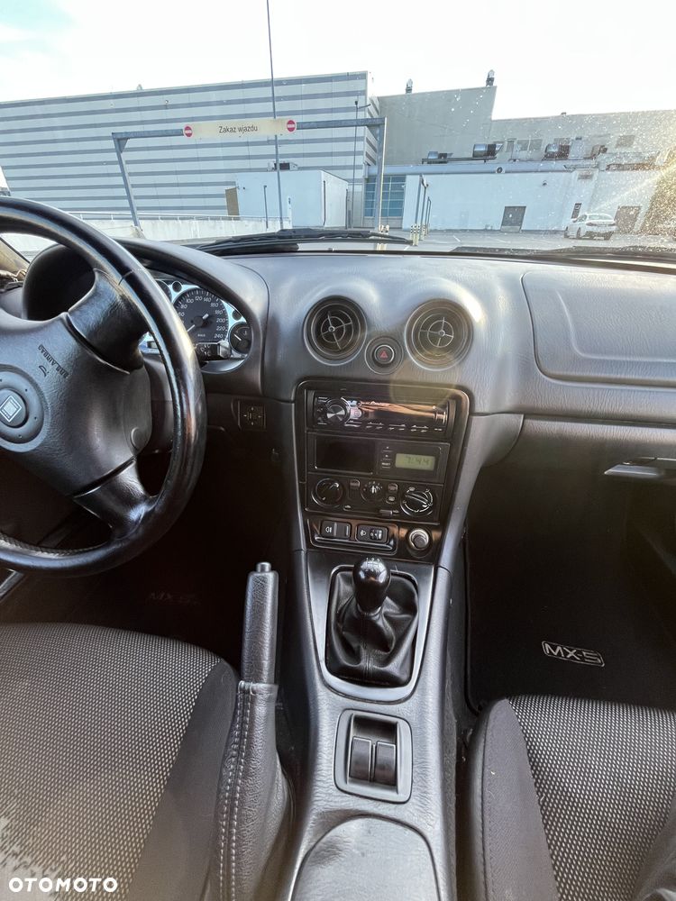 Mazda MX-5 1.6 16V - 24