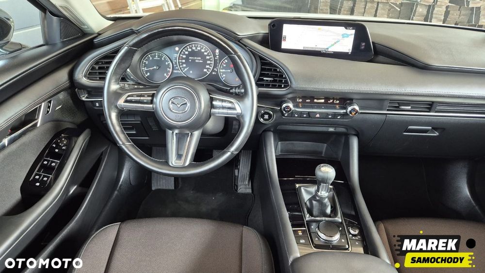 Mazda 3 - 8