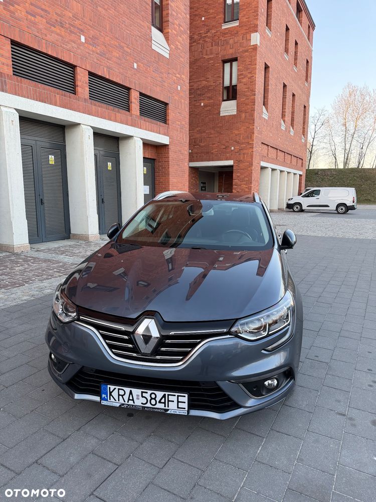 Renault Megane ENERGY TCe 140 EDC BOSE EDITION - 10