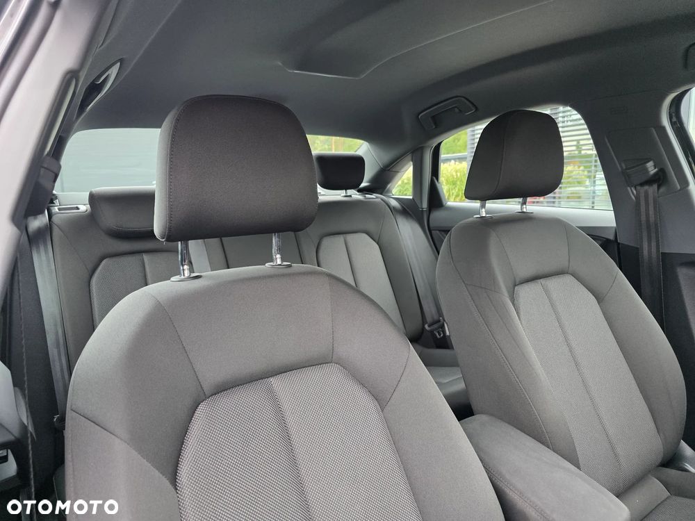 Audi A3 Limousine 30 TFSI mHEV S tronic - 27